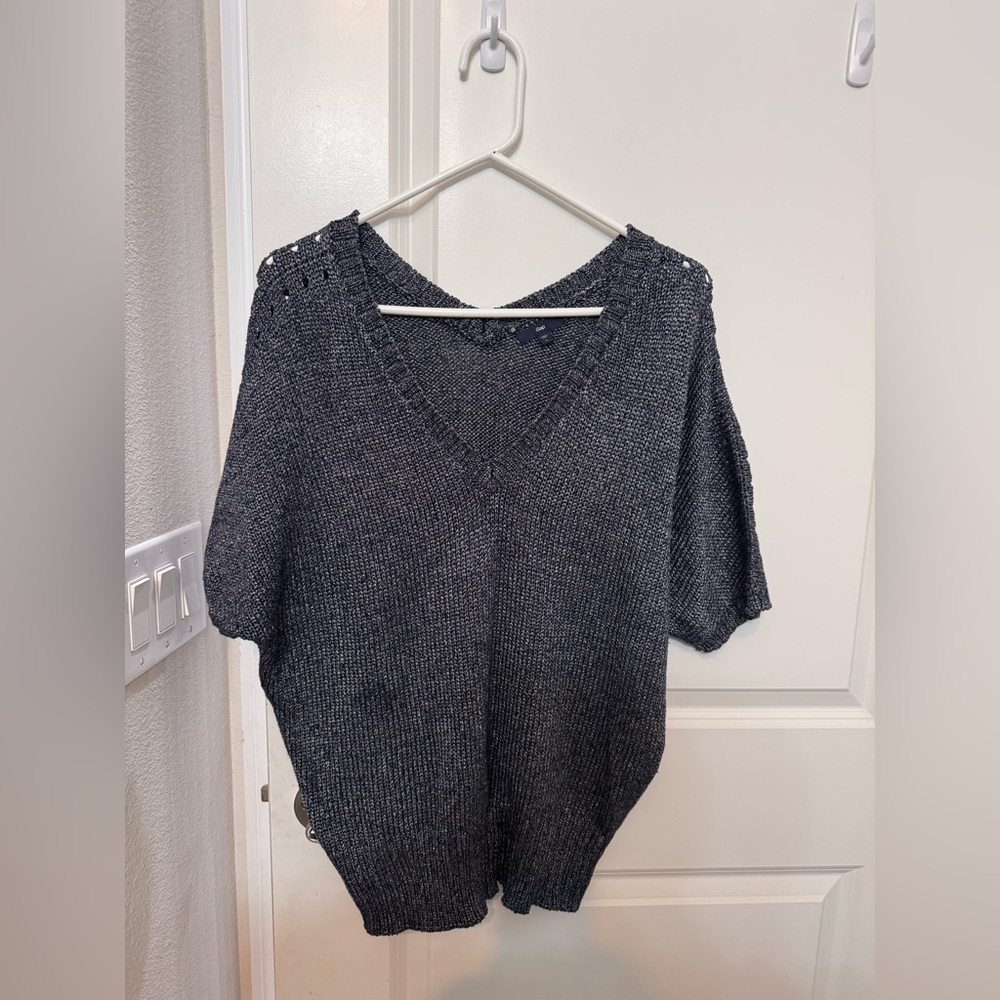 GAP Women’s Charcoal V-Neck Top